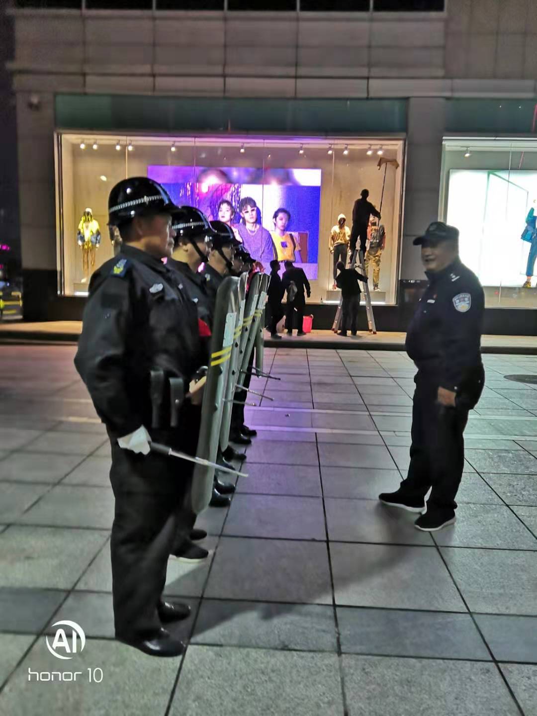 大家知道保安員是什么嗎？下面跟著襄陽戎安的介紹一起了解下吧！